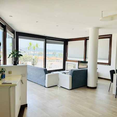Sunny Rooftop Loft With Gorgeous Views Of Олбия Екстериор снимка