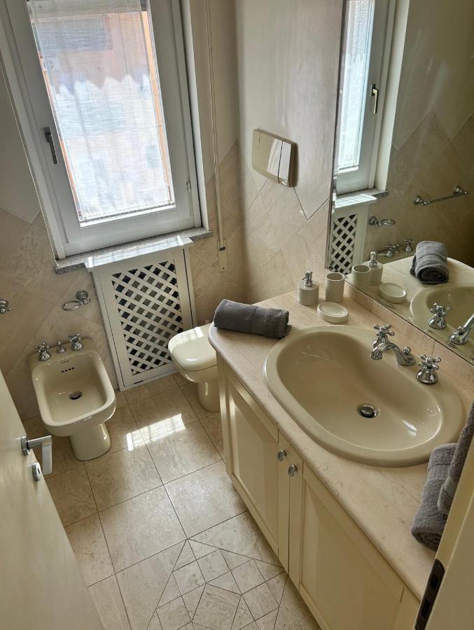 Sunny Rooftop Loft With Gorgeous Views Of Олбия Екстериор снимка